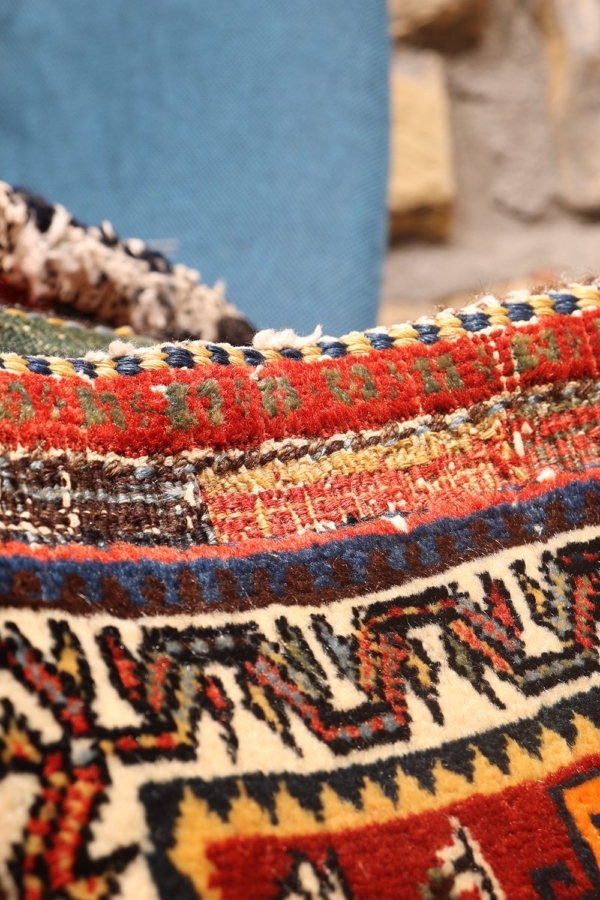 Semi-antique Qashqai saddlebag or khorjin from Iran. 110x52 cms - Image 6