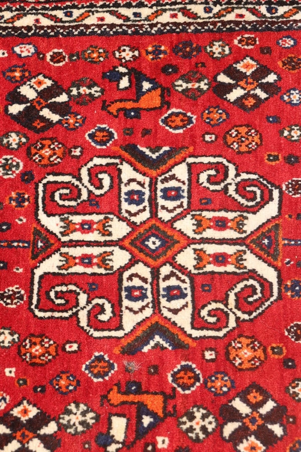 Vintage Qashqai rug from Iran. 47x50 cms - Image 5