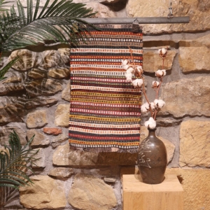 Semi-antique Bakhtiari kilim from Iran. 63x38 cms