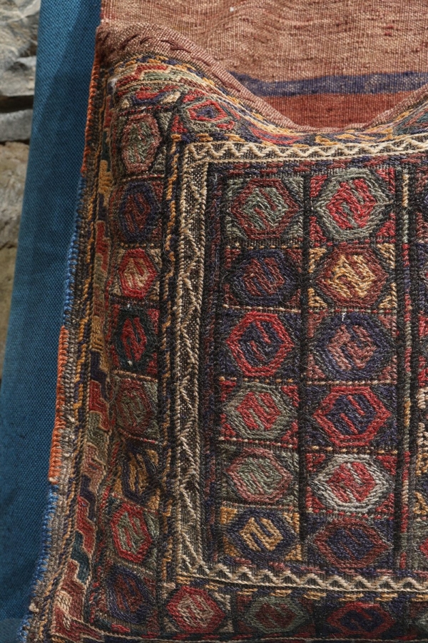 Semi-antique Baluch saddlebag or khorjin from Iran. 103x45 cms - Image 6