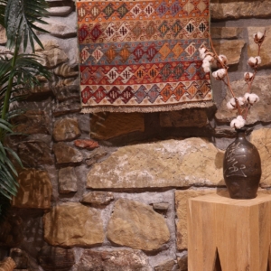 Semi-antique Qashqai kilim from Iran. 54x56 cms