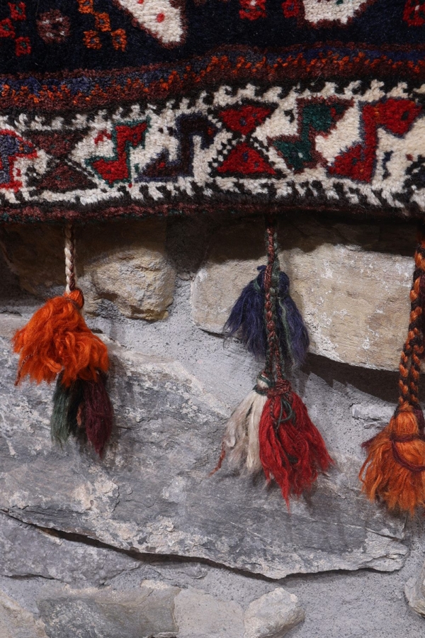 Semi-antique Arabic saddlebag or khorjin from Iran. 146x70 cms - Image 9