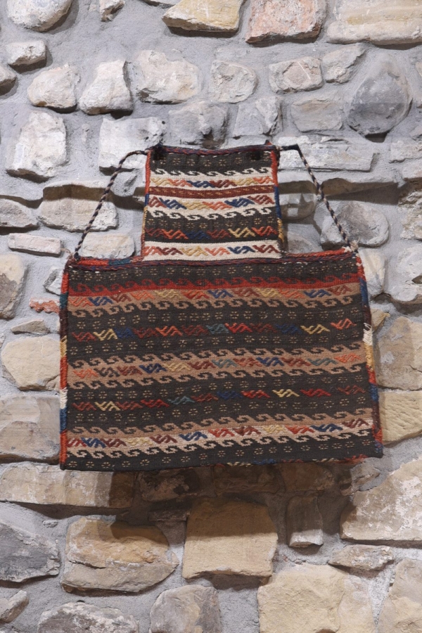 Antique Qashqai saltbag or namakdan from Iran. 72x72 cms - Image 2