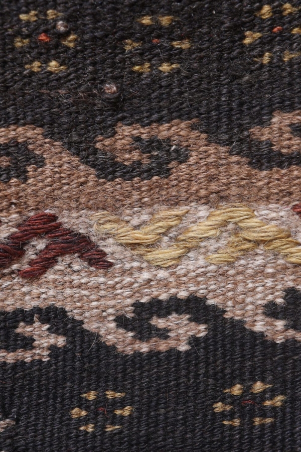 Antique Qashqai saltbag or namakdan from Iran. 72x72 cms - Image 11