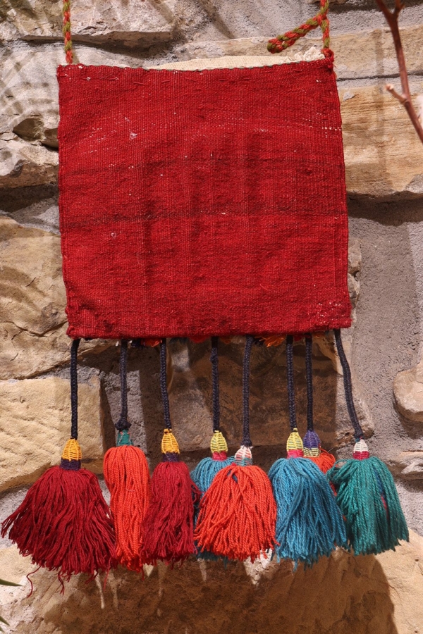 Vintage Qashqai handbag or chantah from Iran. 26x26 cms - Image 11