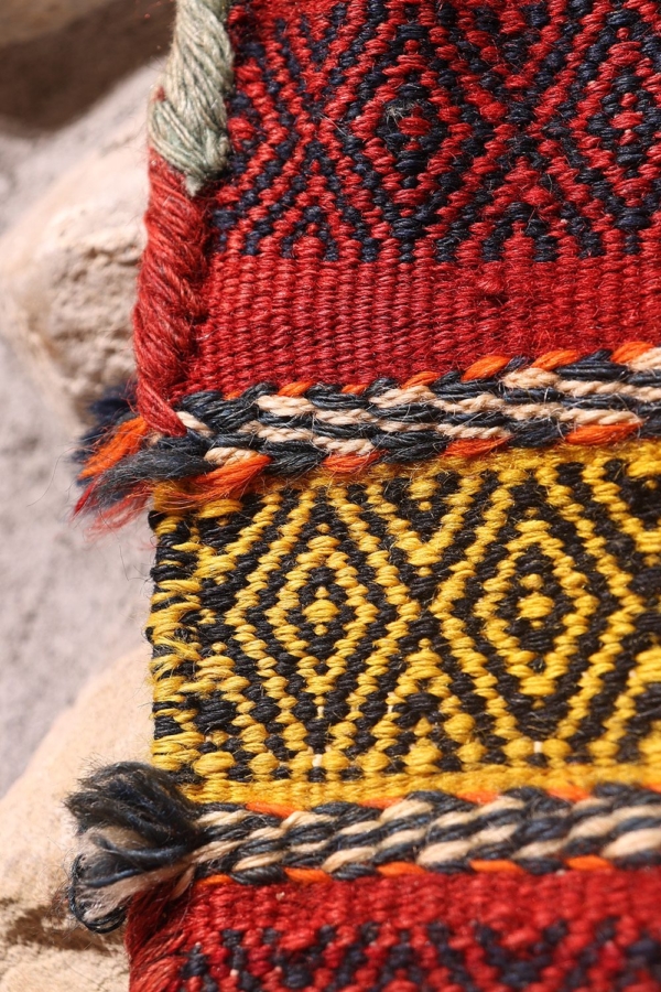 Vintage Qashqai saddlebag or khorjin from Iran. 123x62 cms - Image 11