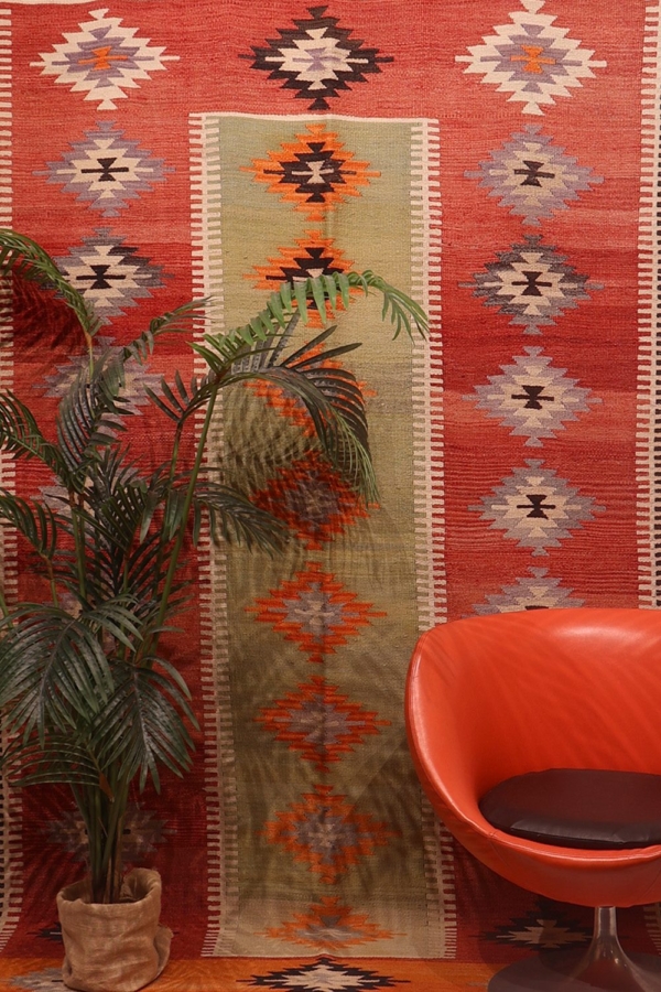 Vintage Koprubasi kilim from Turkey. 261x153 cms