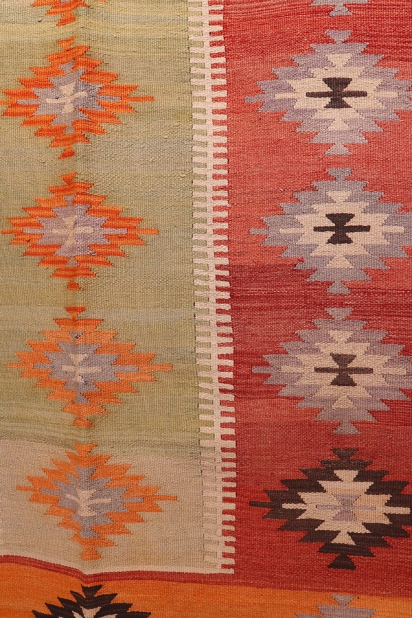 Vintage Koprubasi kilim from Turkey. 261x153 cms - Image 3