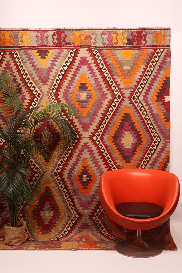 Kilim vintage de Sutlegen, Turquía. 257x198 cms