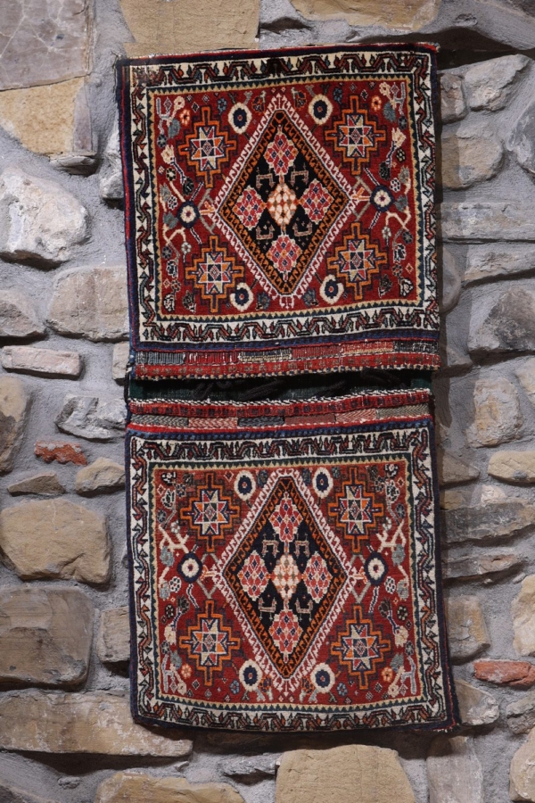 Semi-antique Qashqai saddlebag or khorjin from Iran. 110x52 cms - Image 2