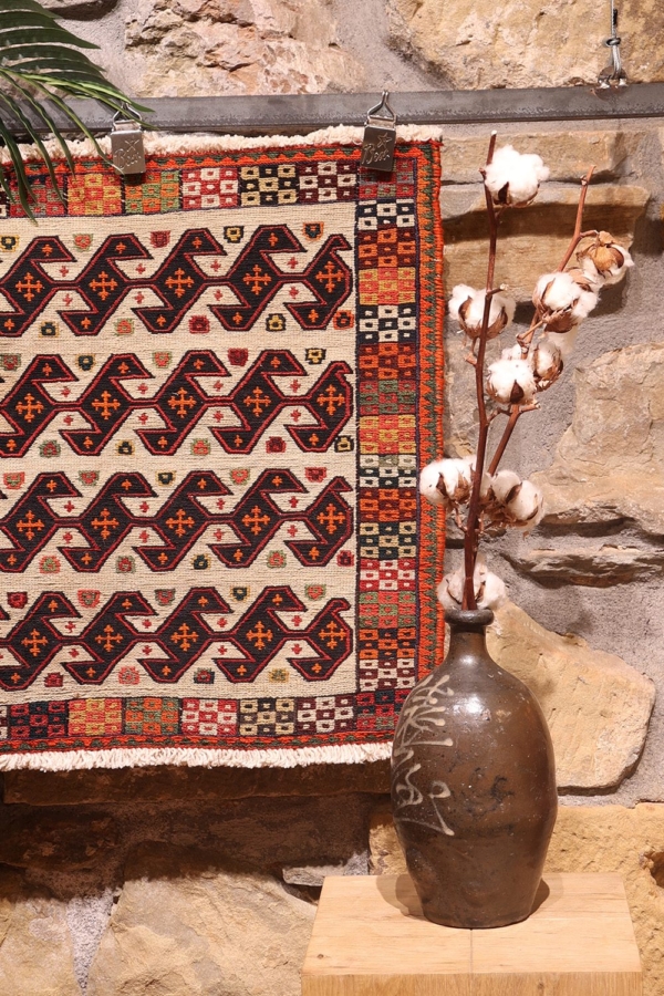 Semi-antique Qashqai kilim from Iran. 65x60 cms - Image 3