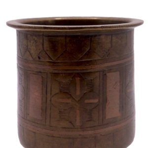 Antique brass Panchpatra from India. 7,5 Ø  x 6,5 cms