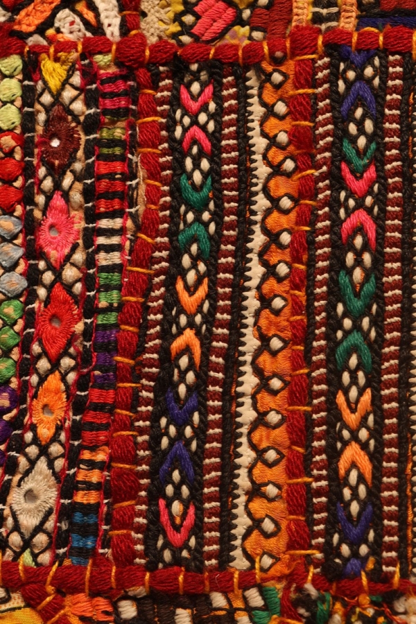 Vintage textile from India. 125x65 cms - Image 6