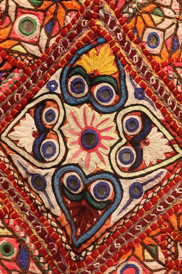 Vintage textile from India. 60x60 cms