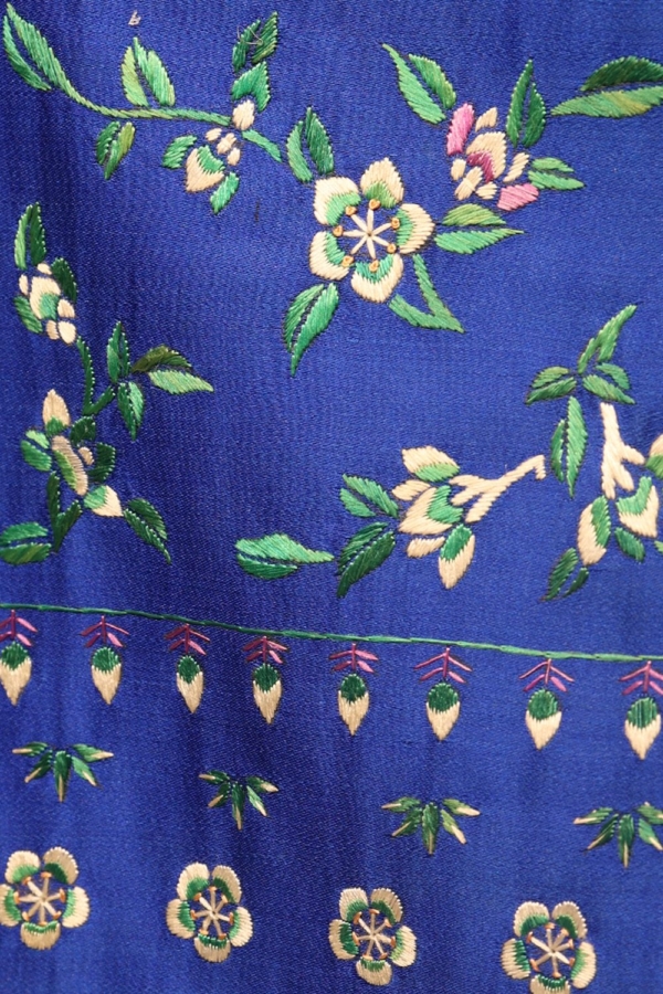 Vintage Obi from Japan. 106x21 cms