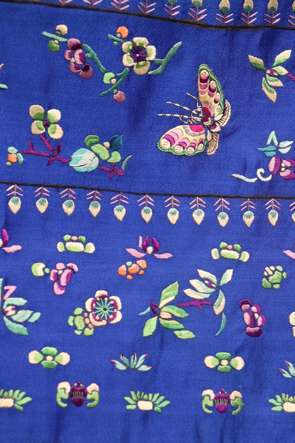 Vintage Obi from Japan. 110x21 cms