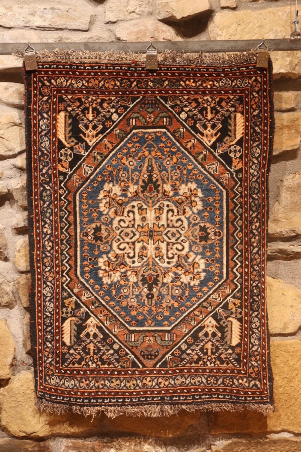 Alfombra antigua Qashqai, Irán. 94x69 cms - Imagen 2