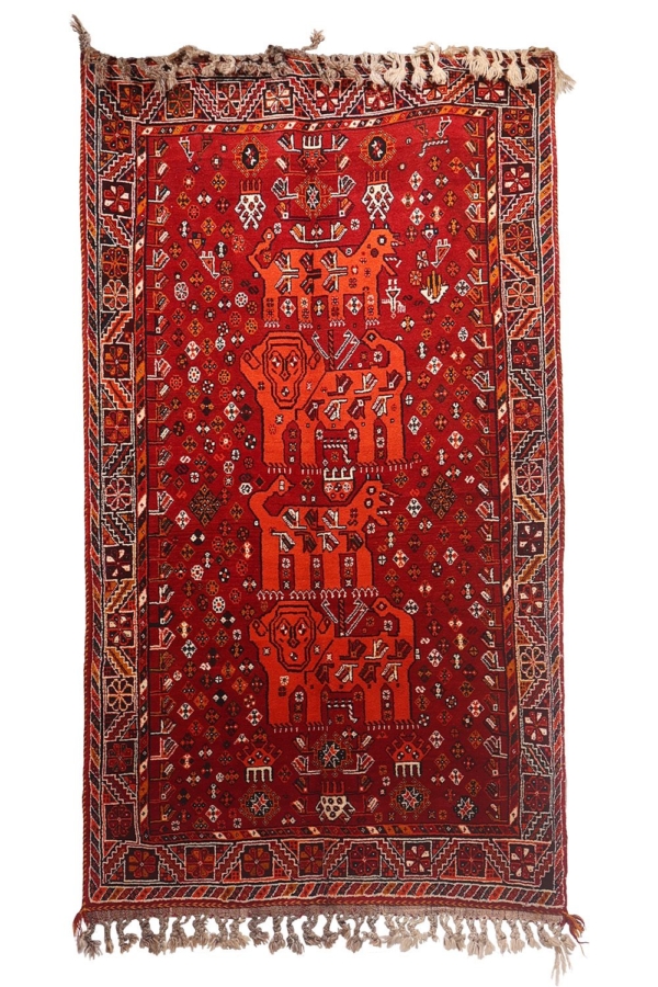 Vintage Qashqai lion rug from Iran. 221x126 cms - Image 2