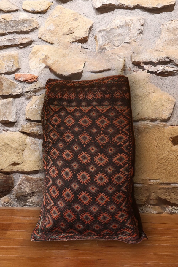 Antique Baluch pillow or balisht from Afghanistan. 91x49 cms - Image 2