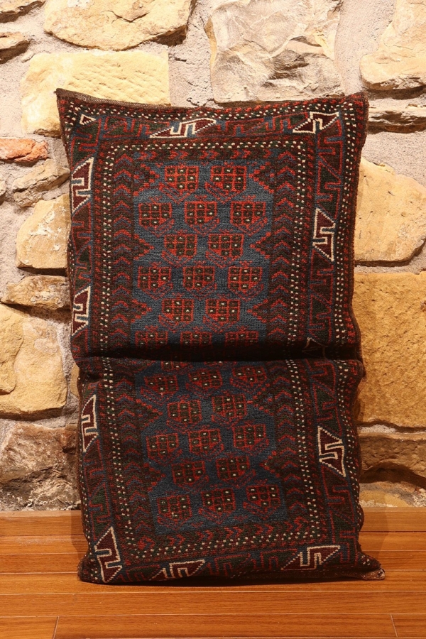 Antique Baluch pillow or balisht from Afghanistan. 88x51 cms - Image 2