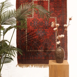 Antique Baluch rug from Afghanistan. 135x90 cms