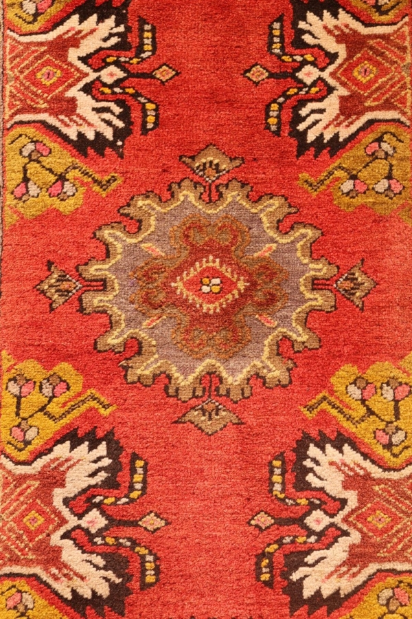 Semi-antique yastik rug from Turkey. 91x48 cms - Image 3