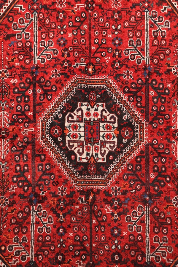 Semi-antique Qashqai rug from Iran. 202x154 cms - Image 3