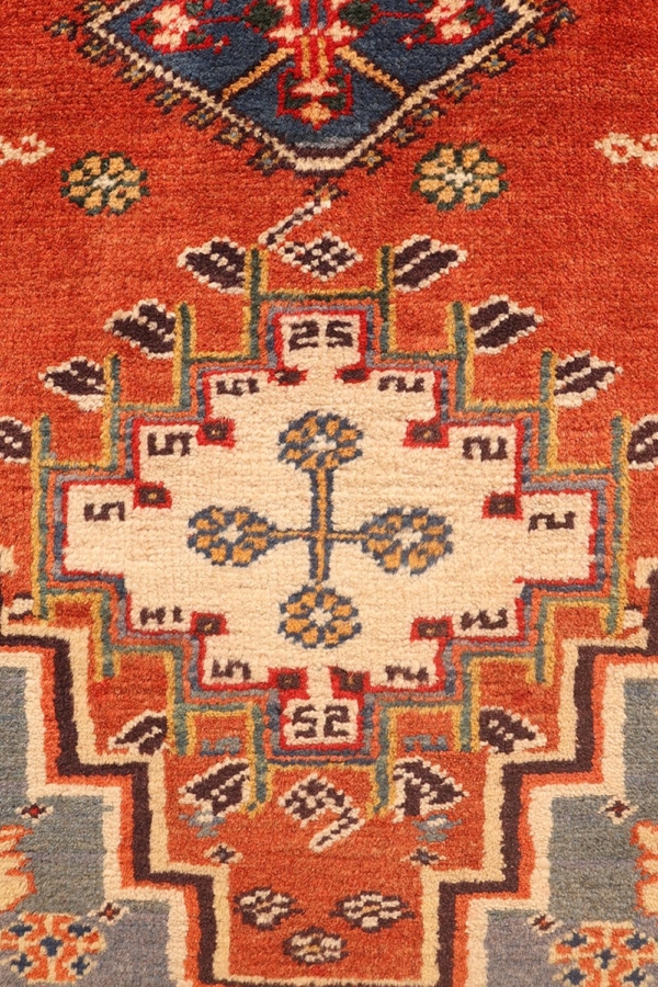 Vintage Qashqai rug from Iran. 112x79 cms - Image 4