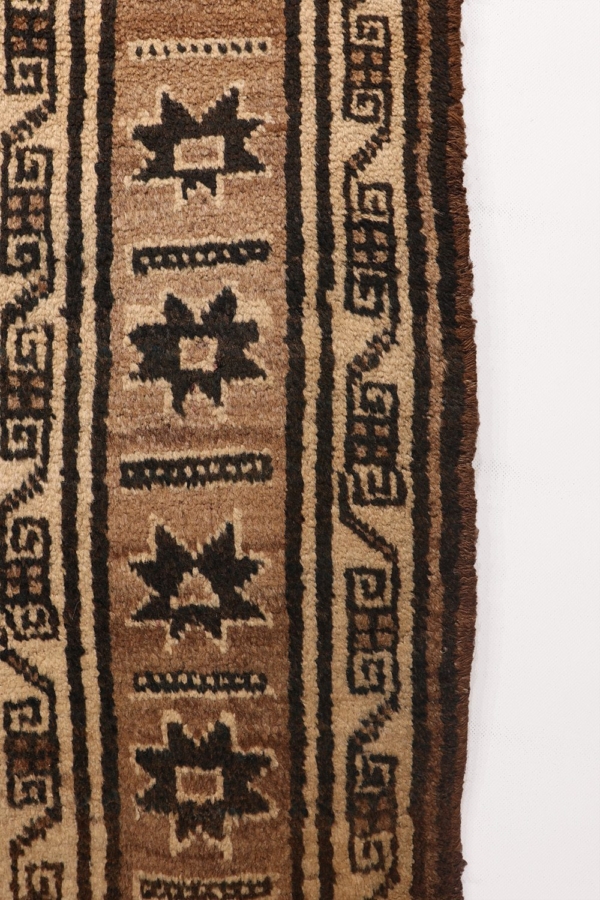 Semi-antique Baluch rug from Afghanistan Kohistan region. 240x152 cms - Image 5