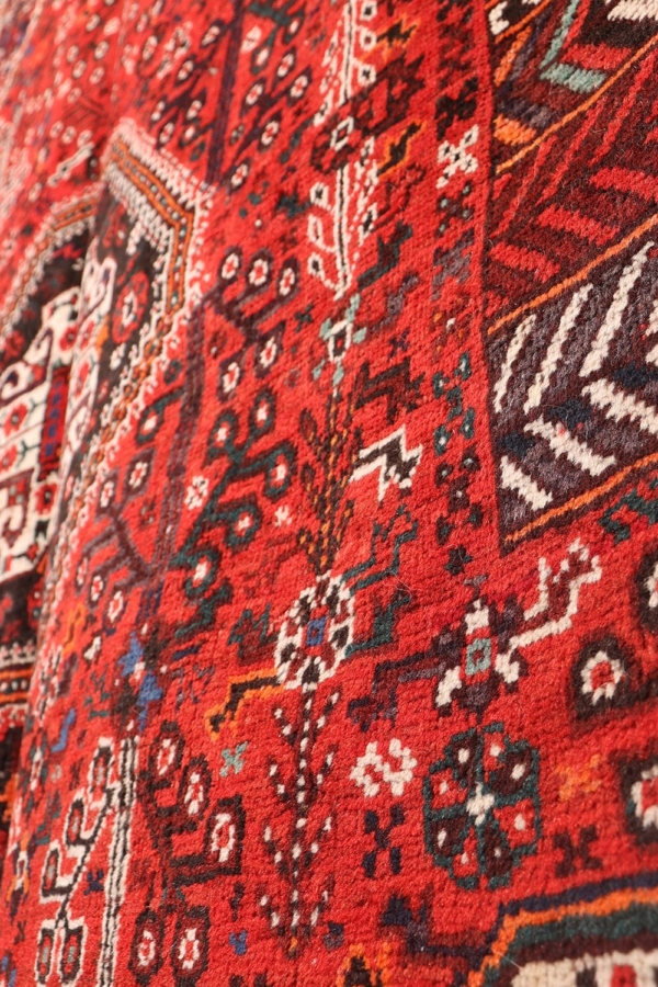 Semi-antique Qashqai rug from Iran. 202x154 cms - Image 6