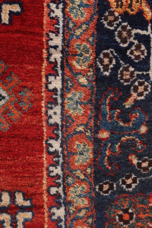 Semi-antique Qashqai rug from Iran. 208x118 cms - Image 6
