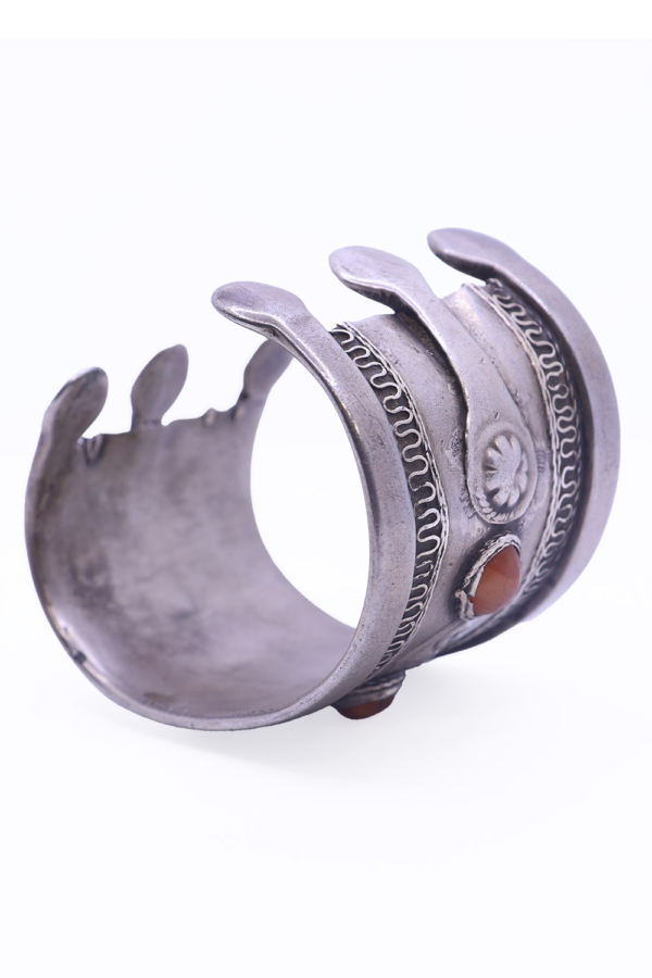 Antique Turkman bracelet, Turkmenistan. 7x 5.2 cms - Image 6