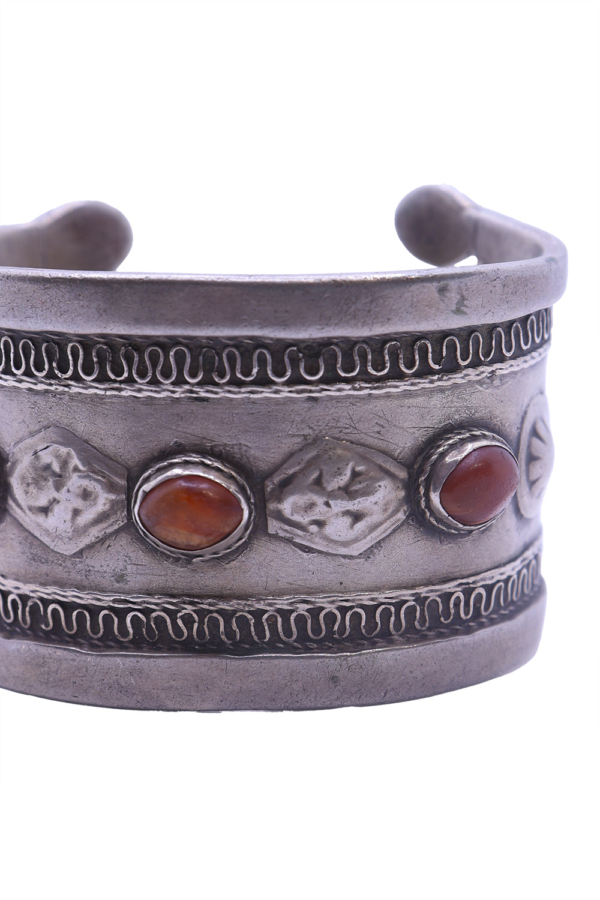 Antique Turkman bracelet, Turkmenistan. 7x 5.2 cms - Image 9
