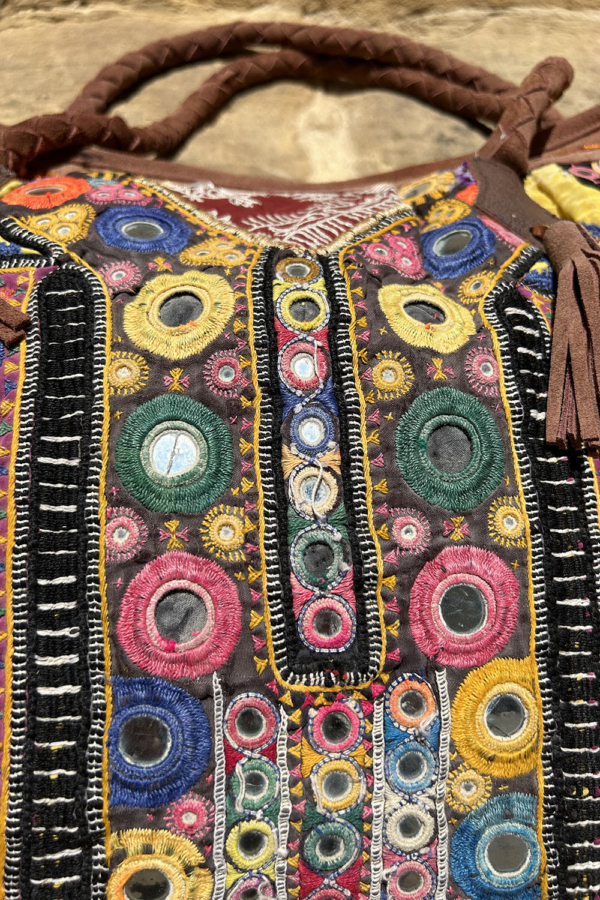 Bolsos bordados vintage de Gujarat, India. - Imagen 6