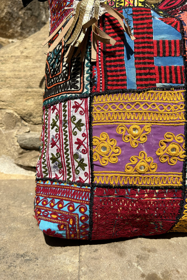 Vintage embroidered Gujarati bag from India. - Image 6