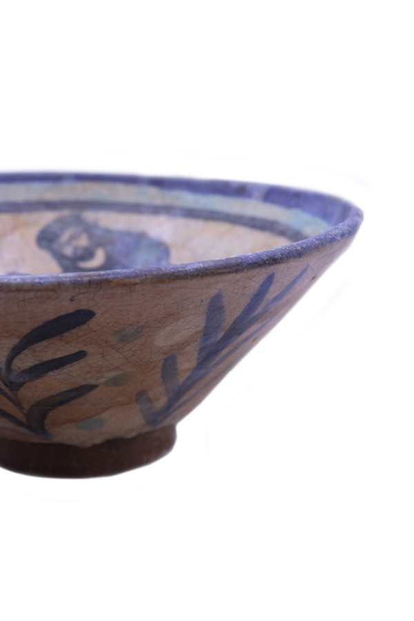 Antique Nishapur bowl, Iran. 19.5 Øx8 cms - Image 3
