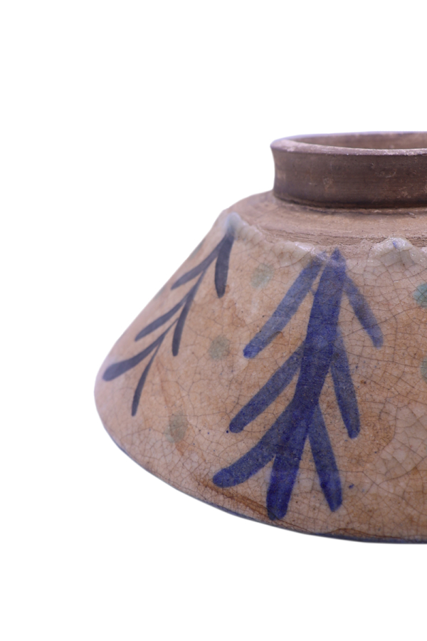 Antique Nishapur bowl, Iran. 19.5 Øx8 cms - Image 4