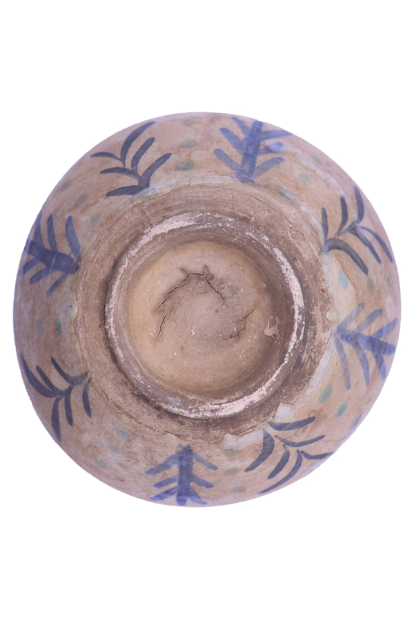 Antique Nishapur bowl, Iran. 19.5 Øx8 cms - Image 5