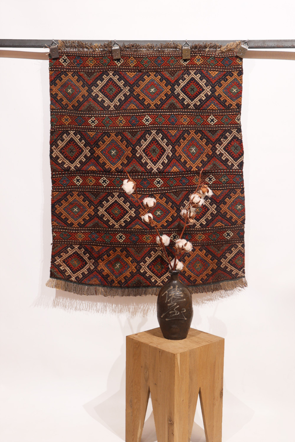Kilim antiguo Kurdo, Irán. 98x82 cms