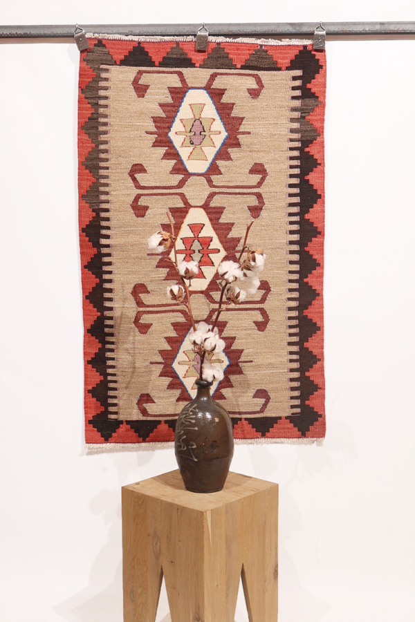 Kilim vintage de Mut, Turquía. 113x69 cms