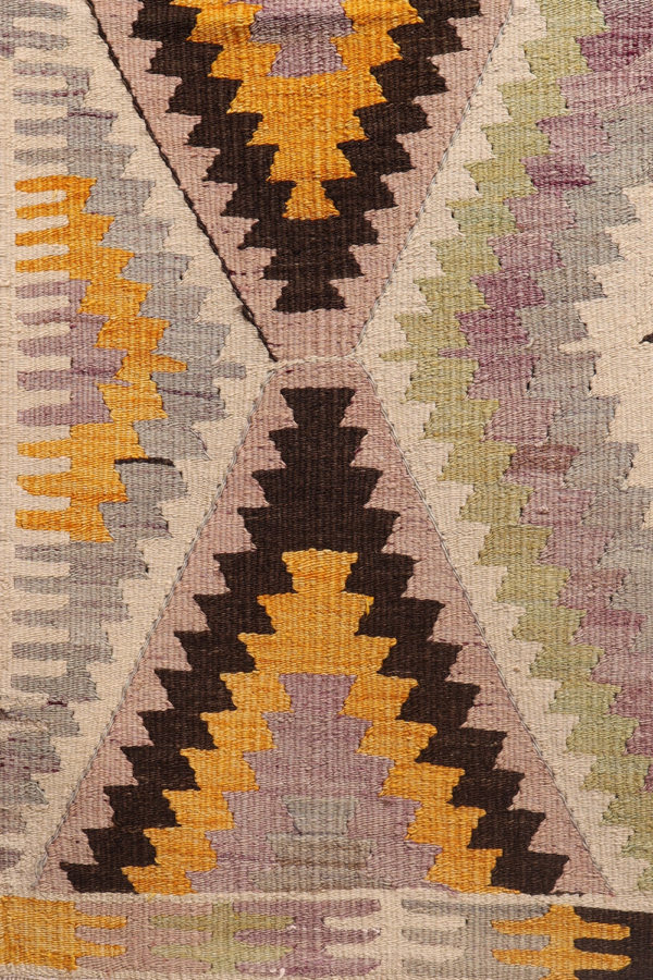 Semi-antique Kilim from Sutlegen in Turkey. 131x99 cms - Image 5