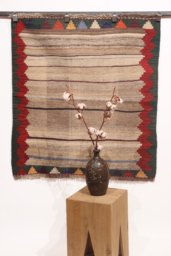 Kilim vintage Qashqai, Irán. 113x102 cms