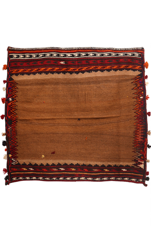 Vintage sofreh kilim from Iran. 132x136 cms - Image 2