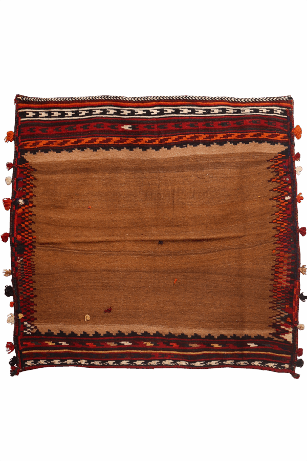 Vintage sofreh kilim from Iran. 132x136 cms - Image 5