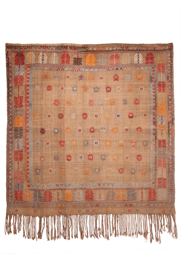 Antique Sivrihisar kilim from Turkey. 122x125 cms - Image 5