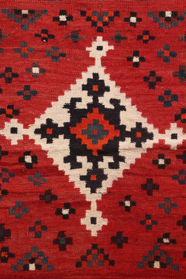 Kilim sofreh árabe semi antiguo, Irán. 142x132 cms - Imagen 3
