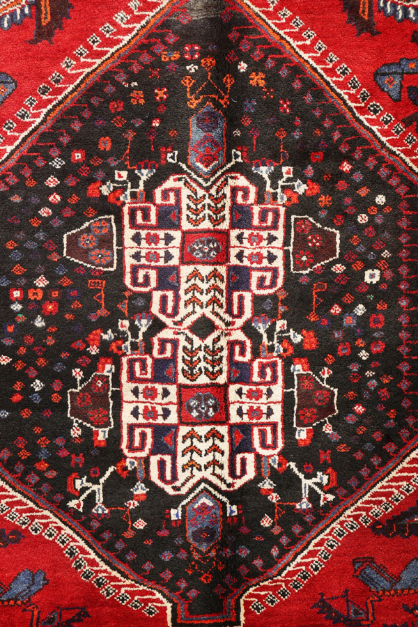 Semi-antique Basseri rug from Shiraz, Iran. 377x268 cms - Image 3