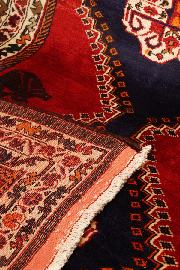 Semi-antique Basseri rug from Shiraz, Iran. 380x270 cms - Image 8