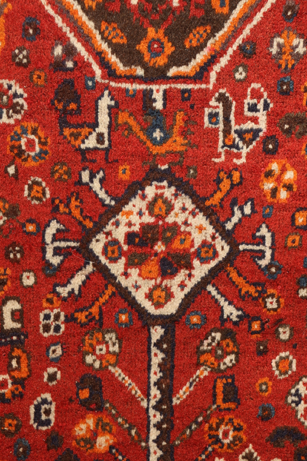 Vintage Qashqai rug from Iran. 346x233 cms - Image 5