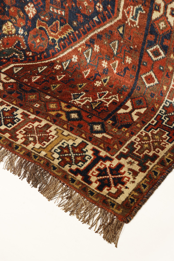 Antique Arab rug from Shiraz, Iran. 315x197 cms - Image 8